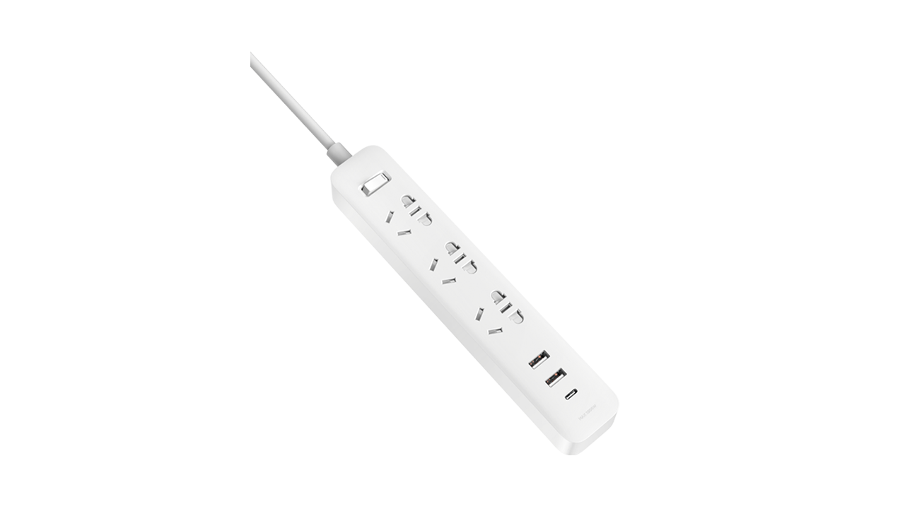 Mi Power Strip (3-Outlet, 3 USB)